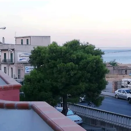 House With Sea View/casa Con Terrazzo Vista Mare Apartment