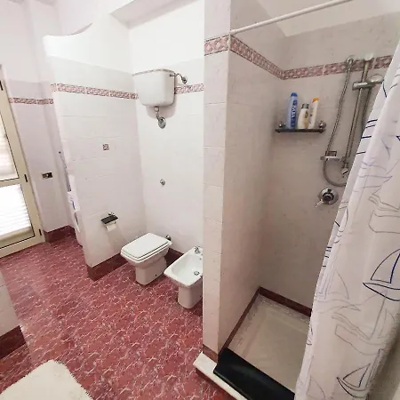 House With Sea View/casa Con Terrazzo Vista Mare Apartament