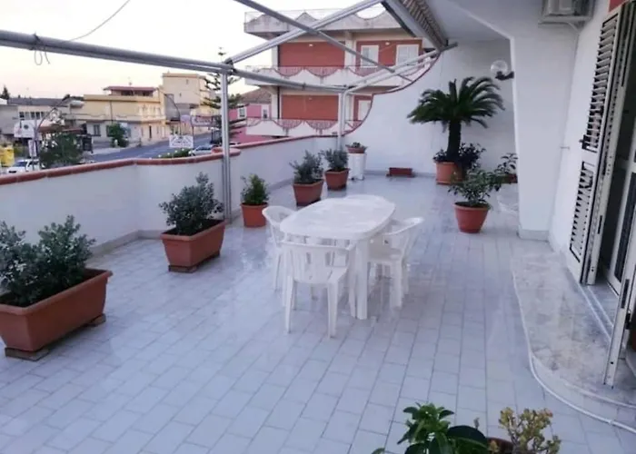 Apartman House With Sea View/casa Con Terrazzo Vista Mare